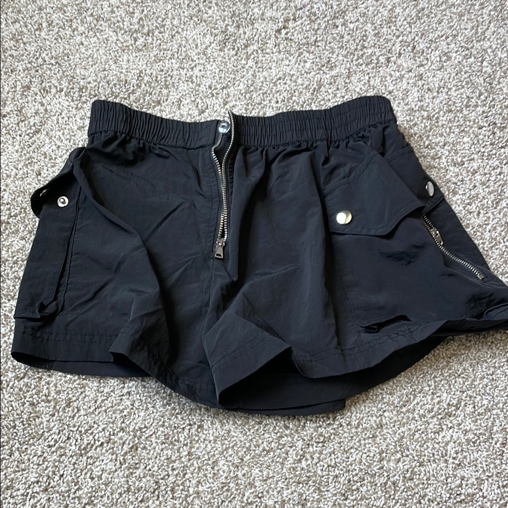 Forever 21 Black Cargo Shorts with Elastic Waistband